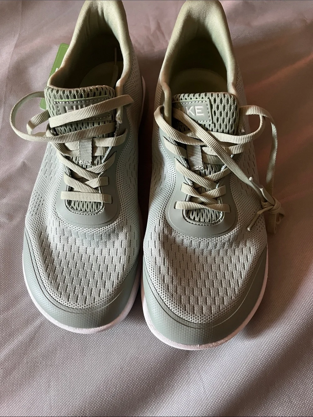Nike Breathable Mesh Running Shoes in Sage